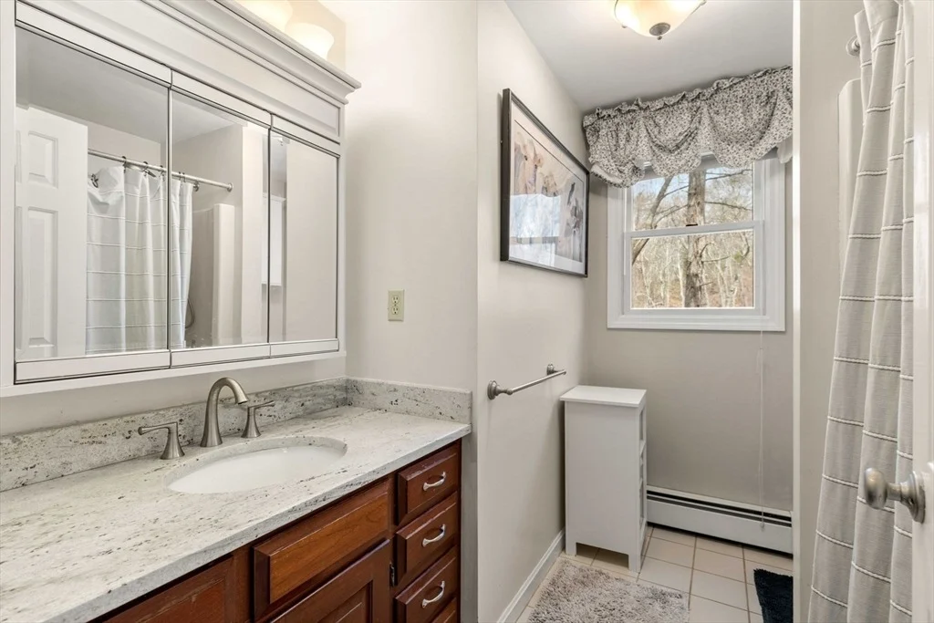 Photo of 12 Inverness Cir