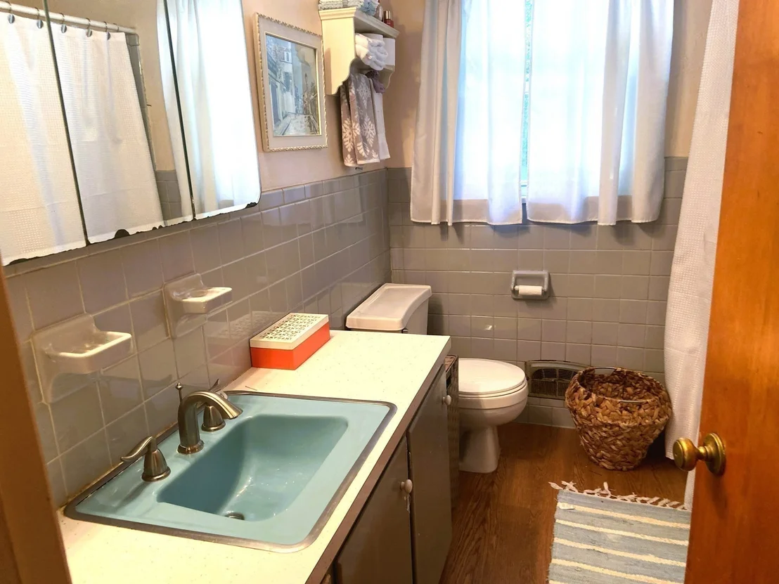Photo of 84 Hillside Drive