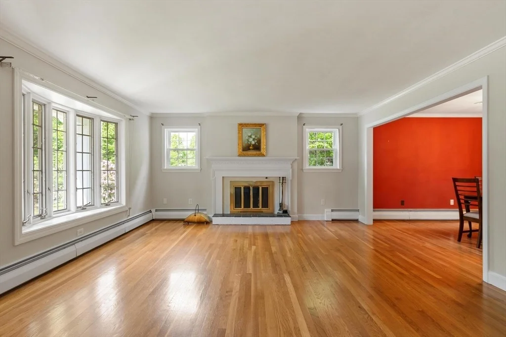 Photo of 305 High St Ext