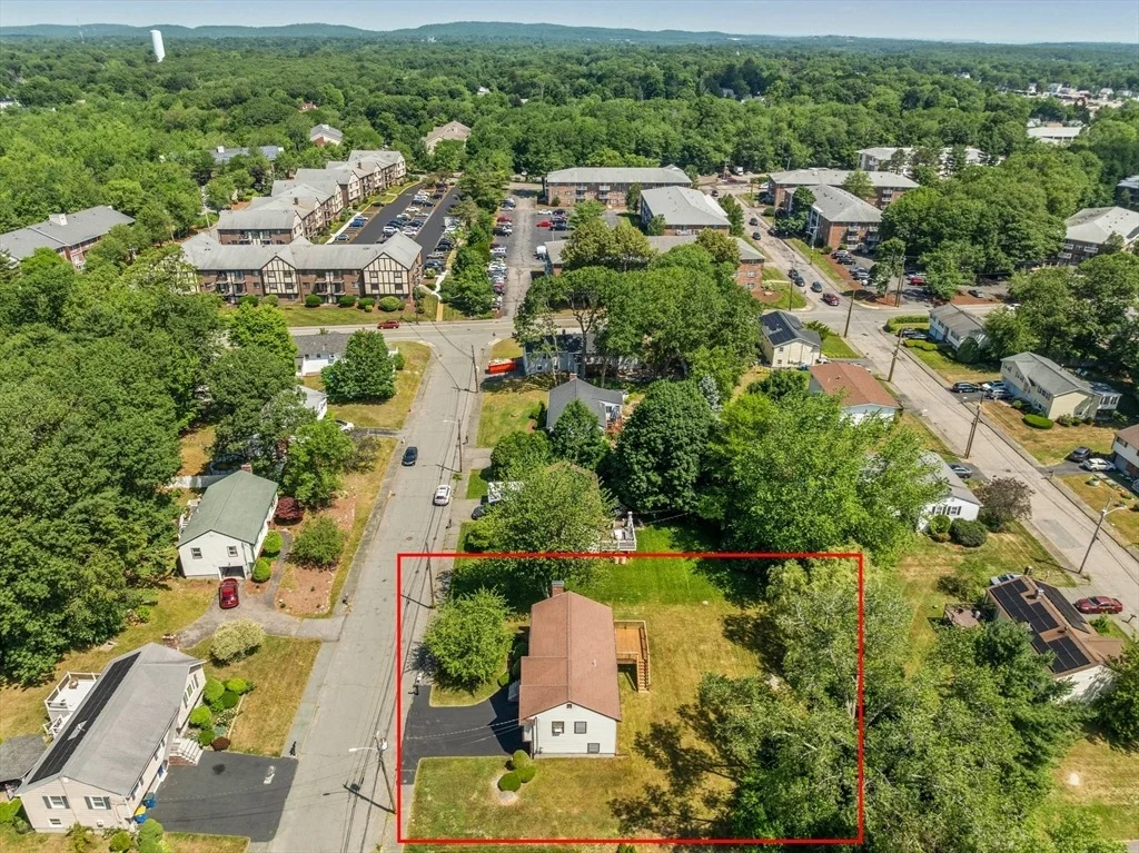 Photo of 36 Bittersweet Ln