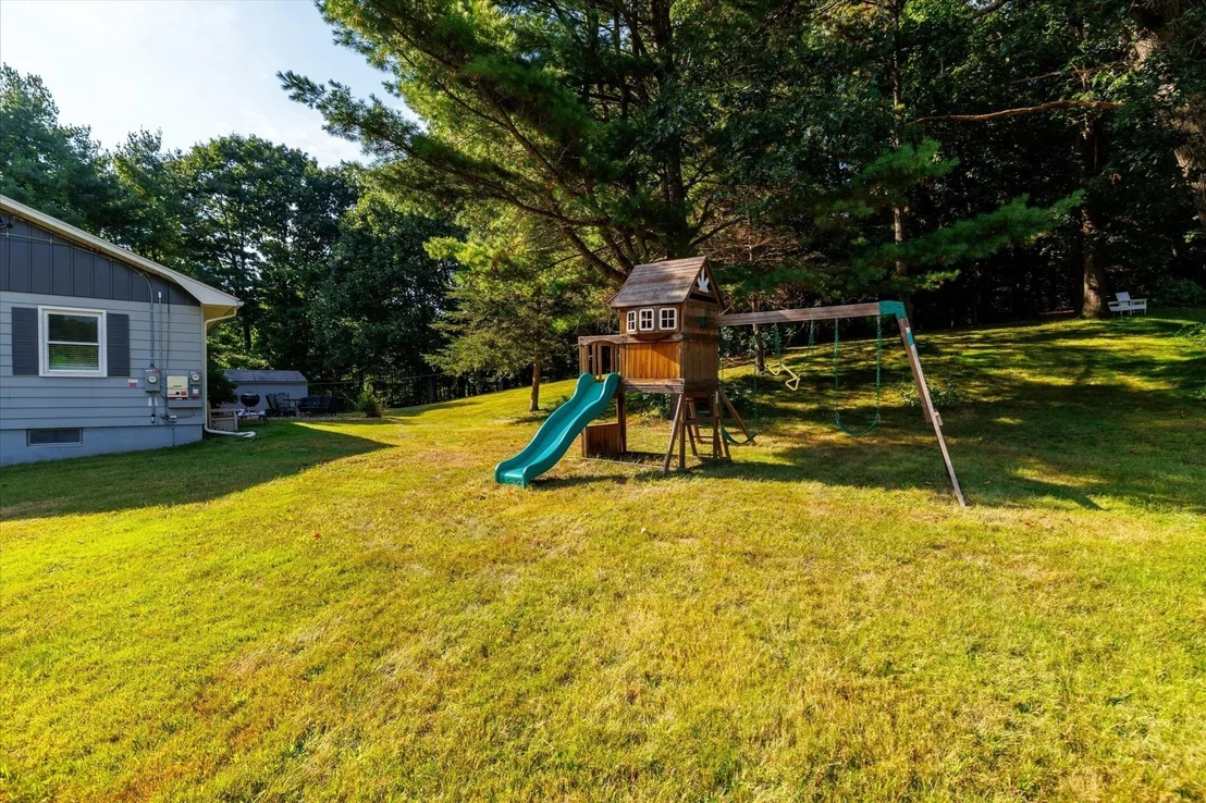 Photo of 6 Hadley Path