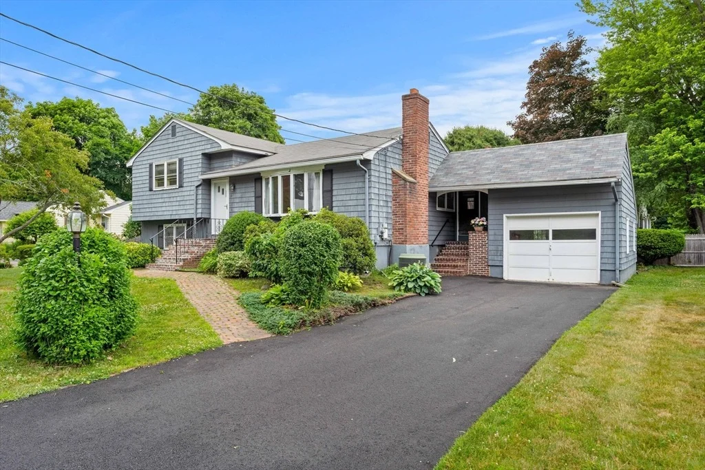 Photo of 10 Pine Rd