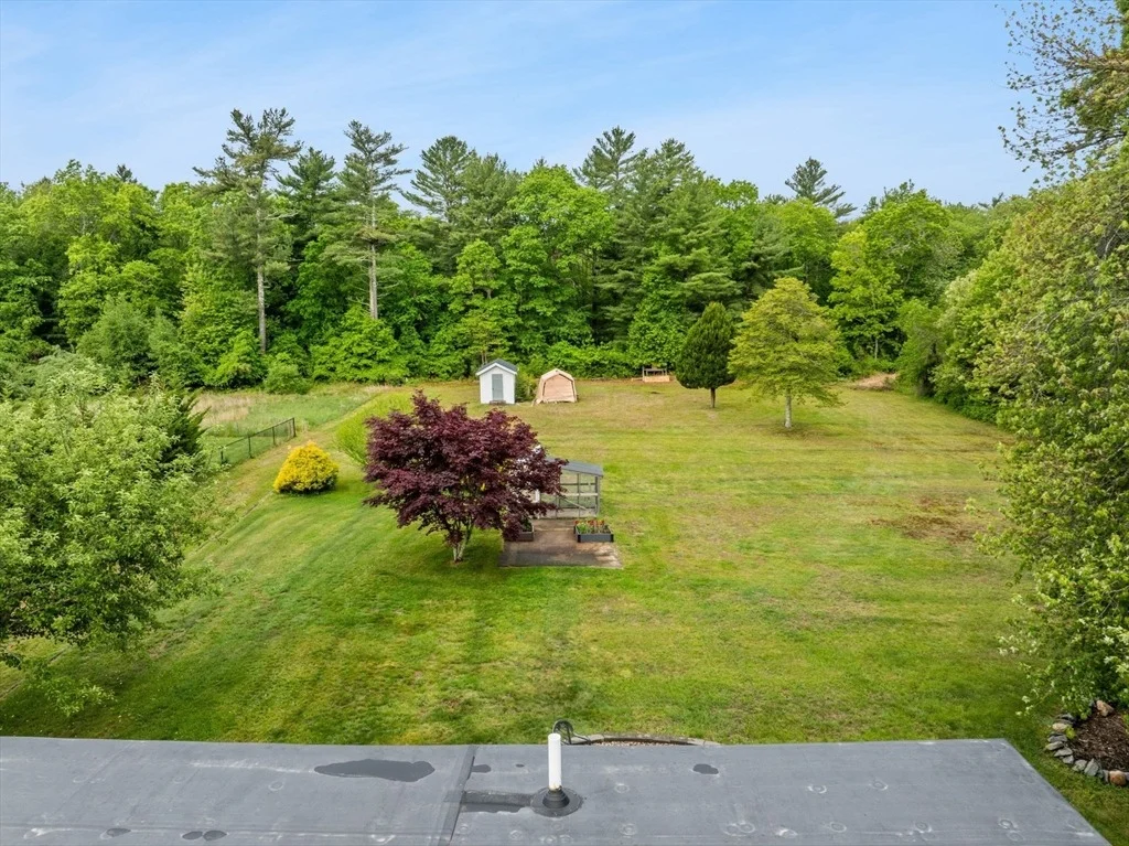 Photo of 301 County Rd
