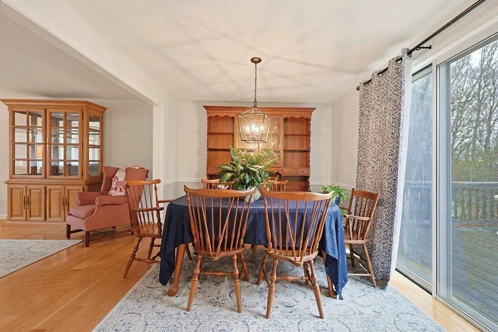 Photo of 49 Stonybrook Dr