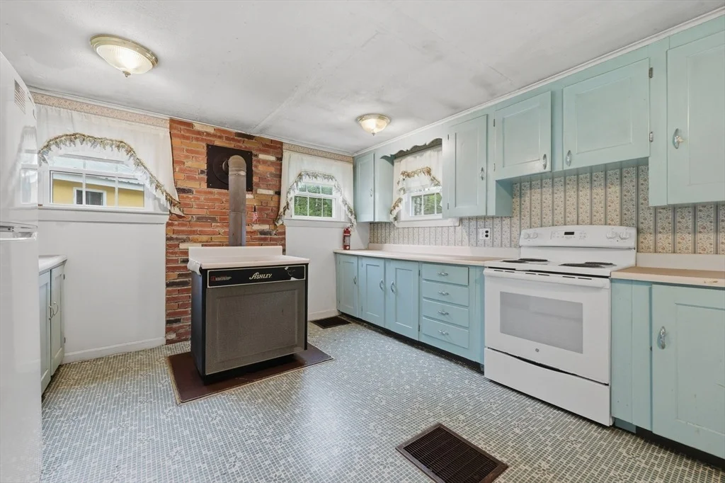 Photo of 5 Meadowbrook Road