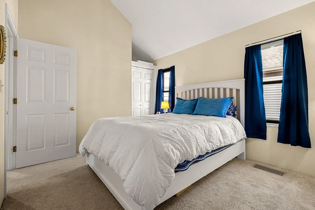 Photo of Unit 21 at 33 Maplewood Avenue