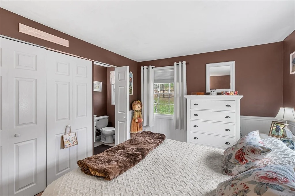 Photo of 271 Shirley Dr