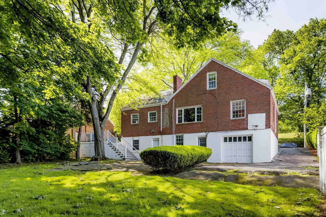 Photo of 77 Jordan Rd