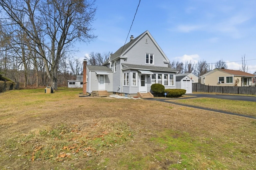 Photo of 543 Lafleur Drive