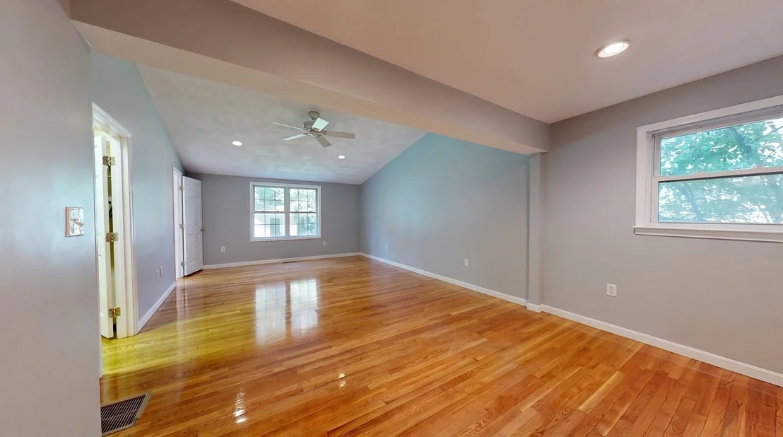 Photo of 19 Fieldcrest Ter