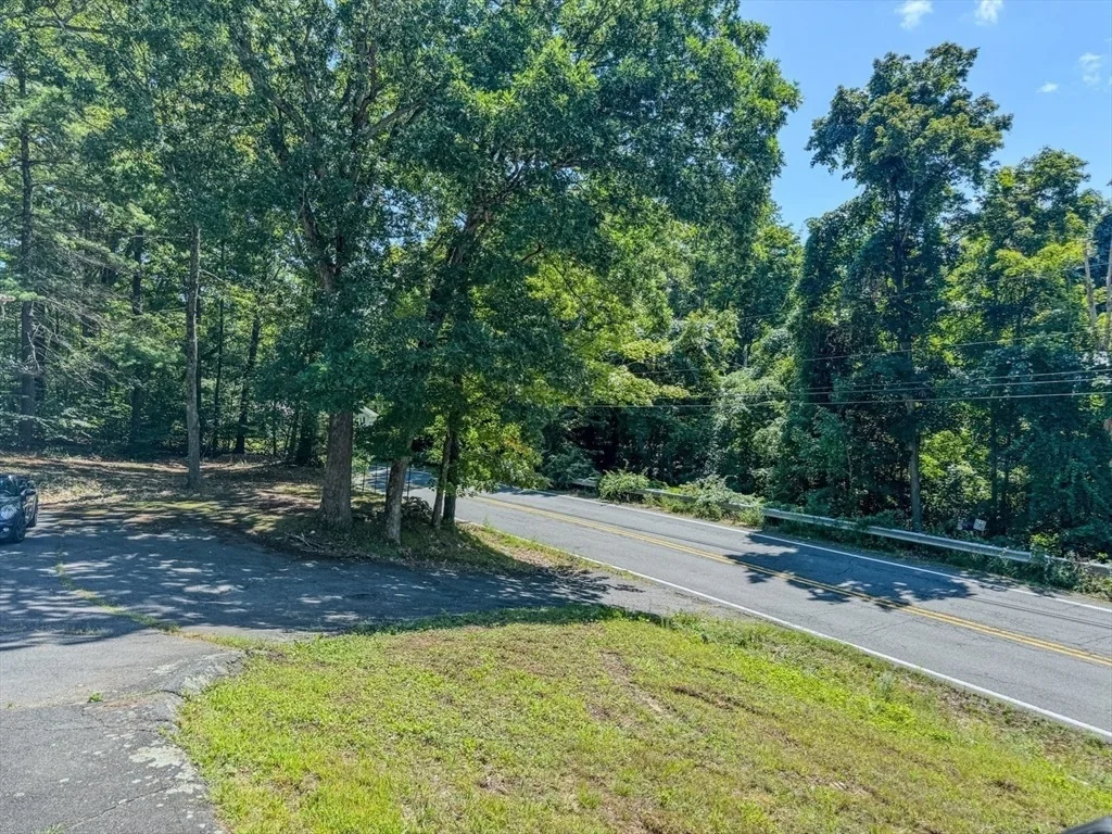 Photo of 191 Old State Road