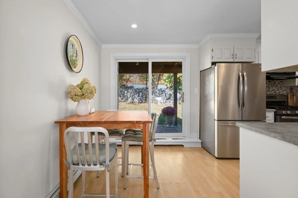 Photo of 18 Middlebrook Rd