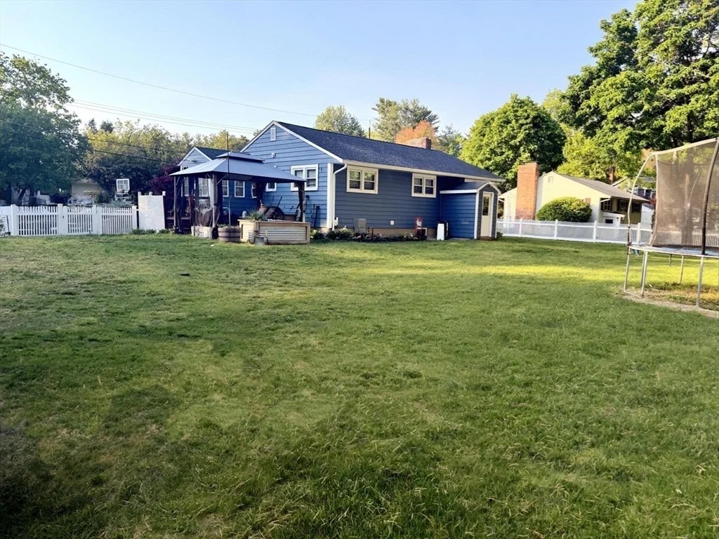 Photo of 2 Fairmeadow Rd