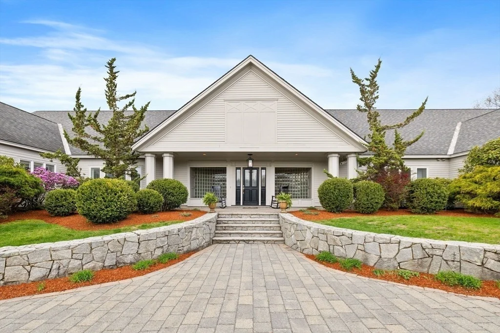 Photo of 52 Pineswamp Road