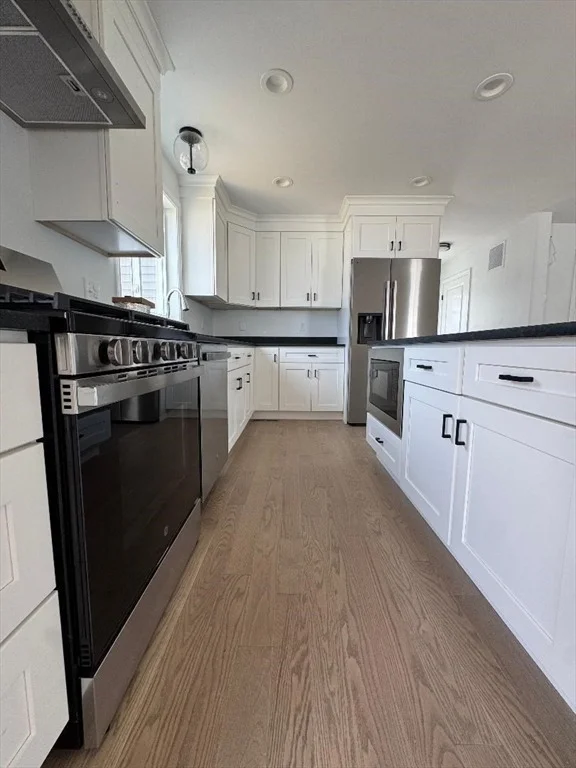 Photo of 16 Princeton Circle