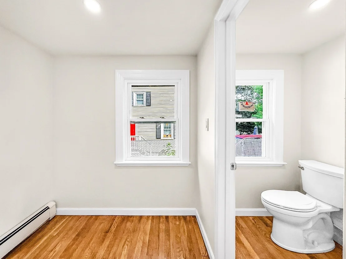 Photo of 32 Grant Rd