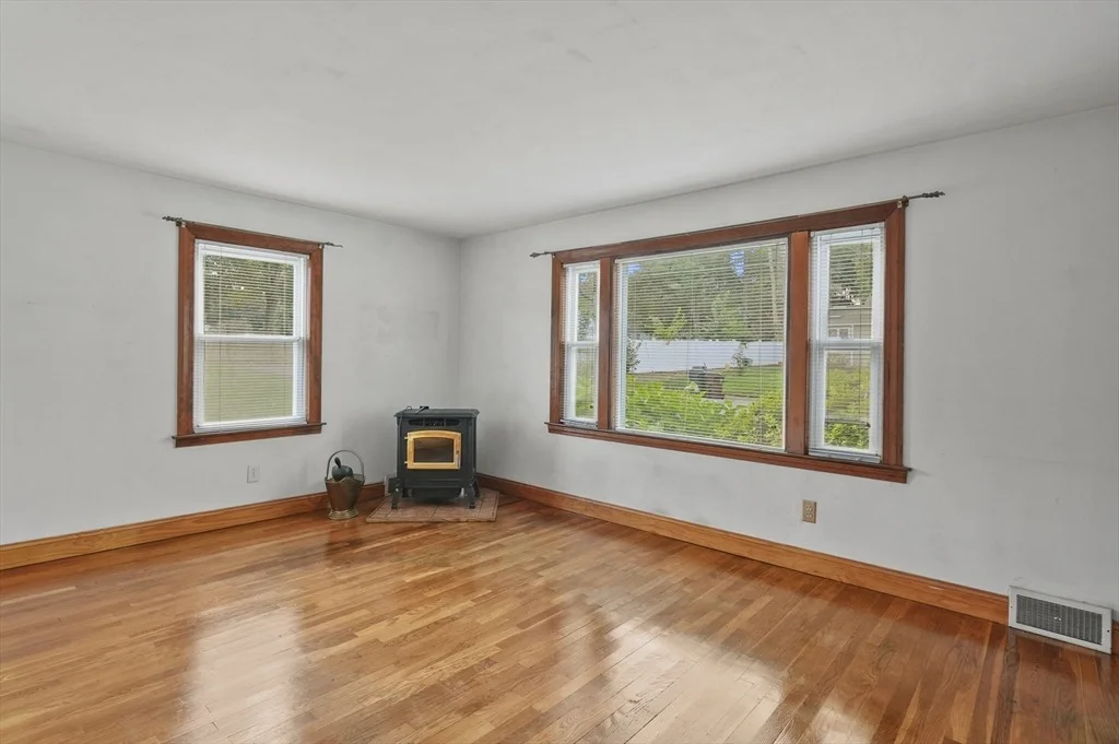 Photo of 6 Renaud Drive