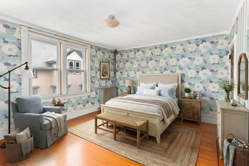 Photo of 330 Lincoln Ave