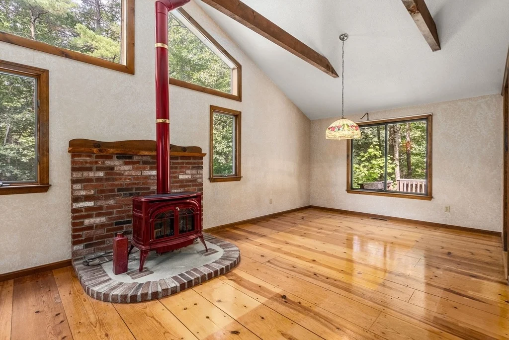 Photo of 6 Jerry Rd