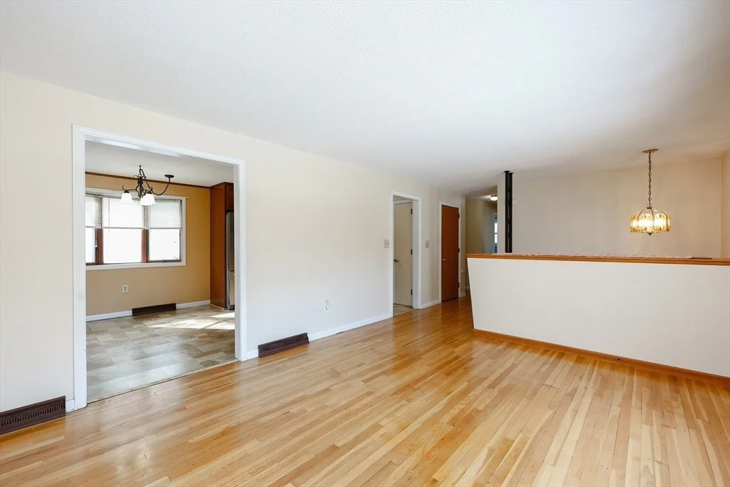 Photo of 22 Saddleback Hill Rd