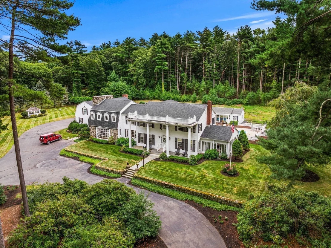 Photo of 28 Pineswamp Rd