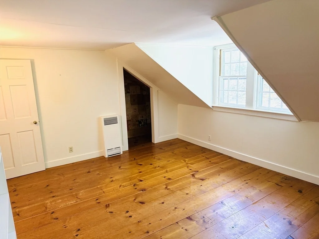 Photo of 1344 Barre Rd