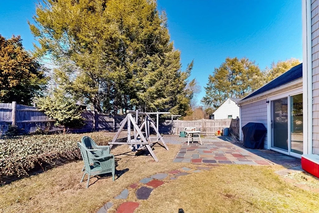 Photo of 8 Academy Ln