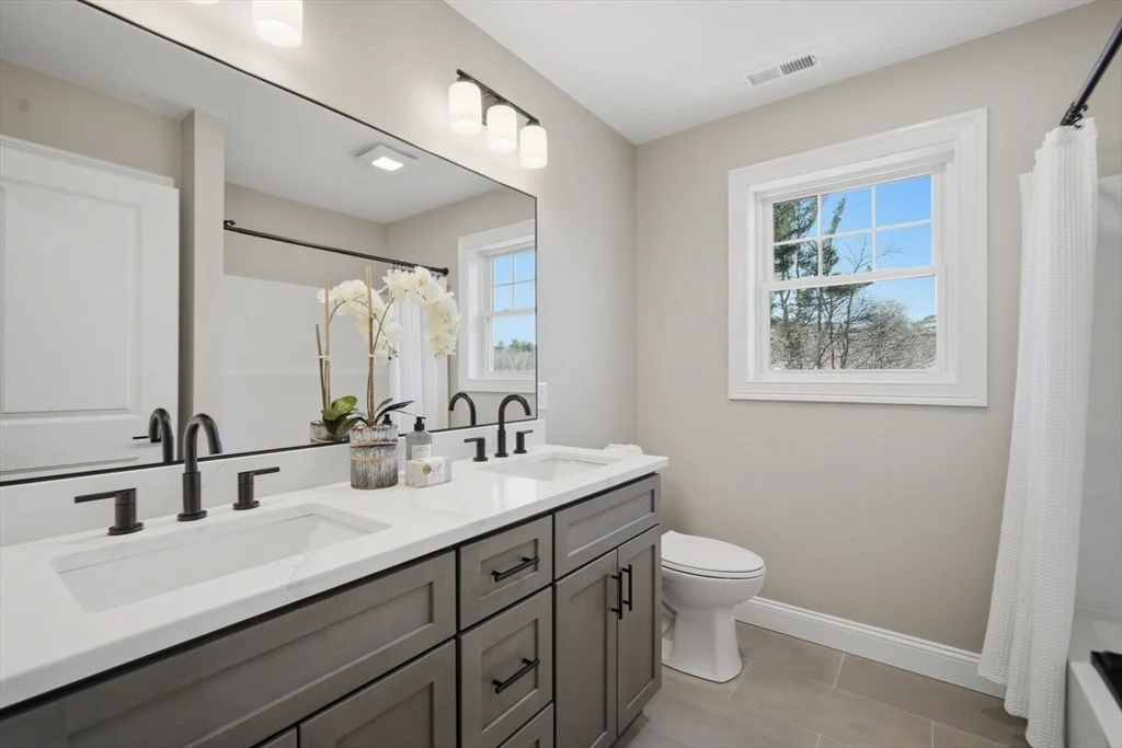 Photo of 212 Montgomery Rd