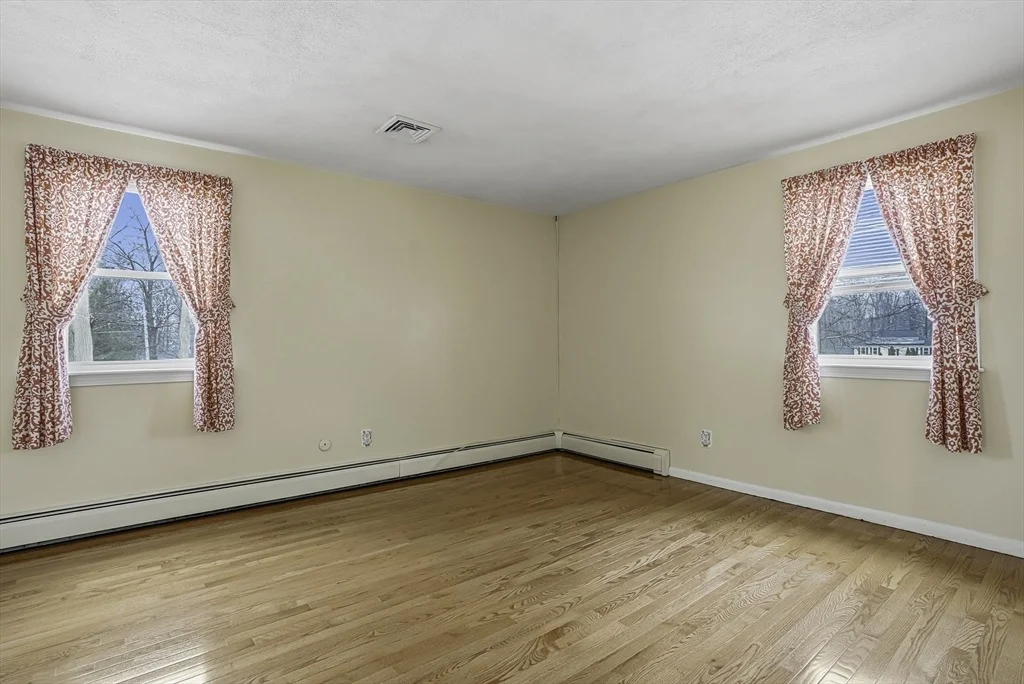 Photo of 38 Walker Ave Ext