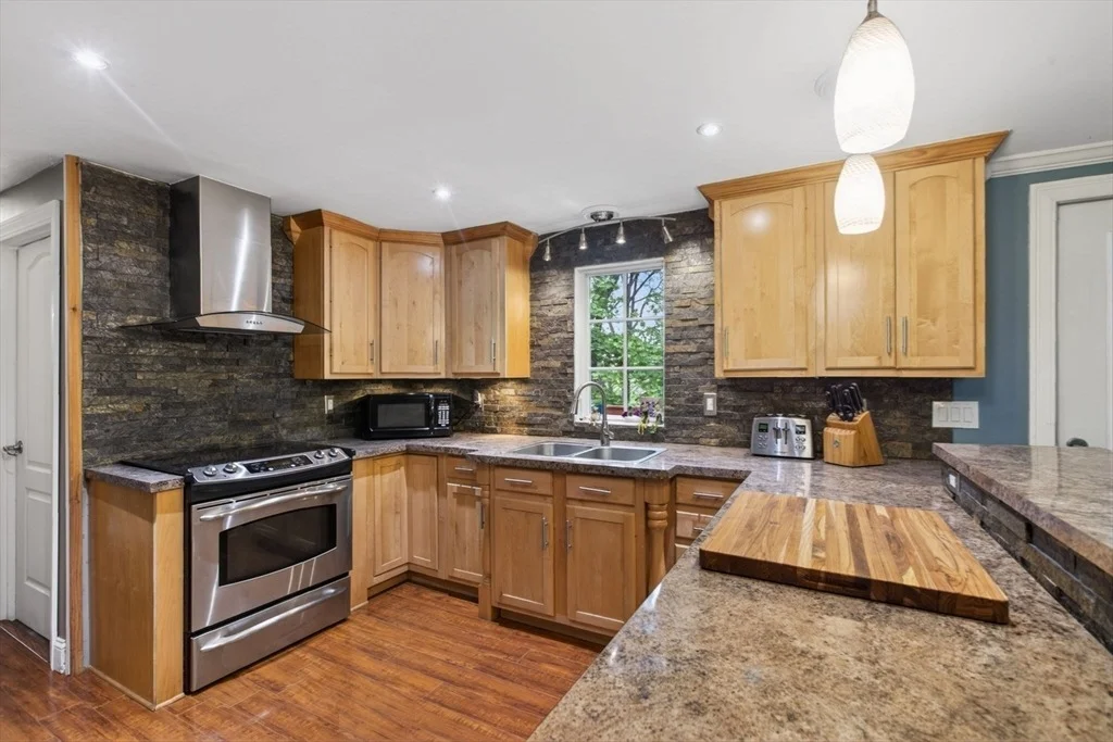 Photo of 48 Westview Rd