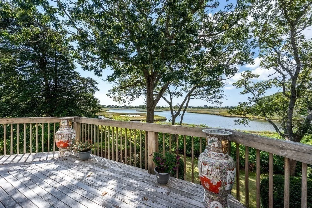 Photo of 498 Elliott Road