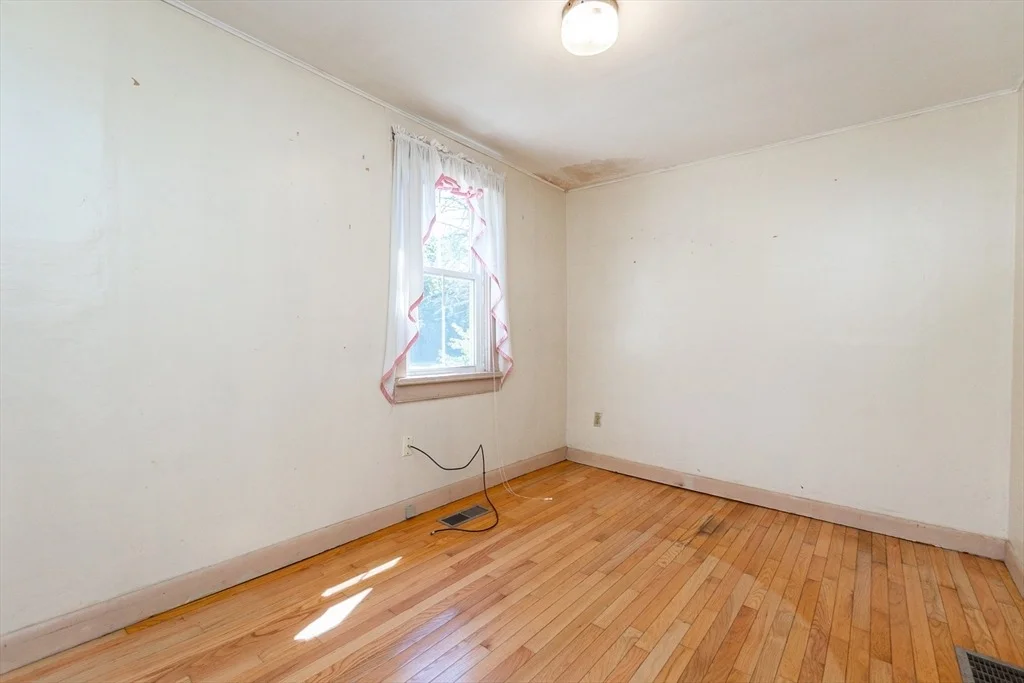 Photo of 2596 Cranberry Hwy