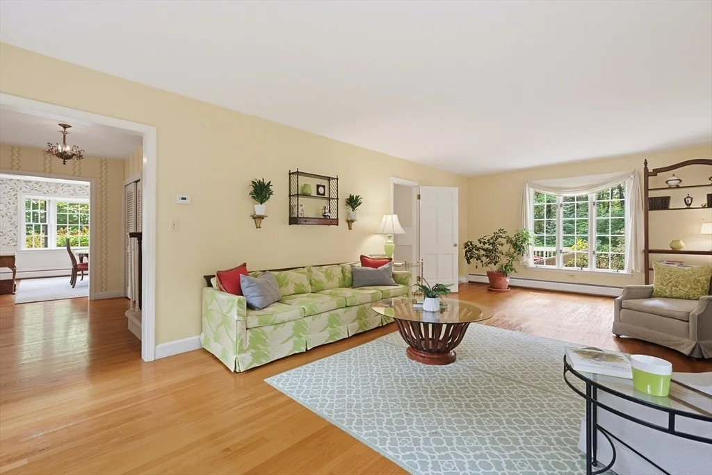 Photo of 32 Thayer Farm Rd