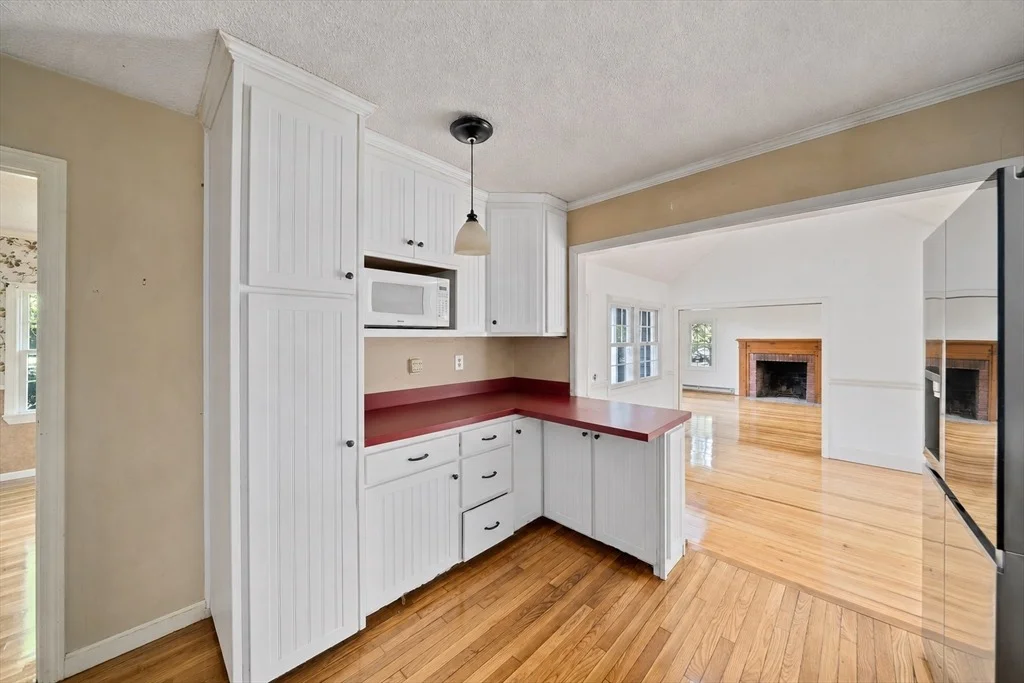 Photo of 40 Longwater Dr