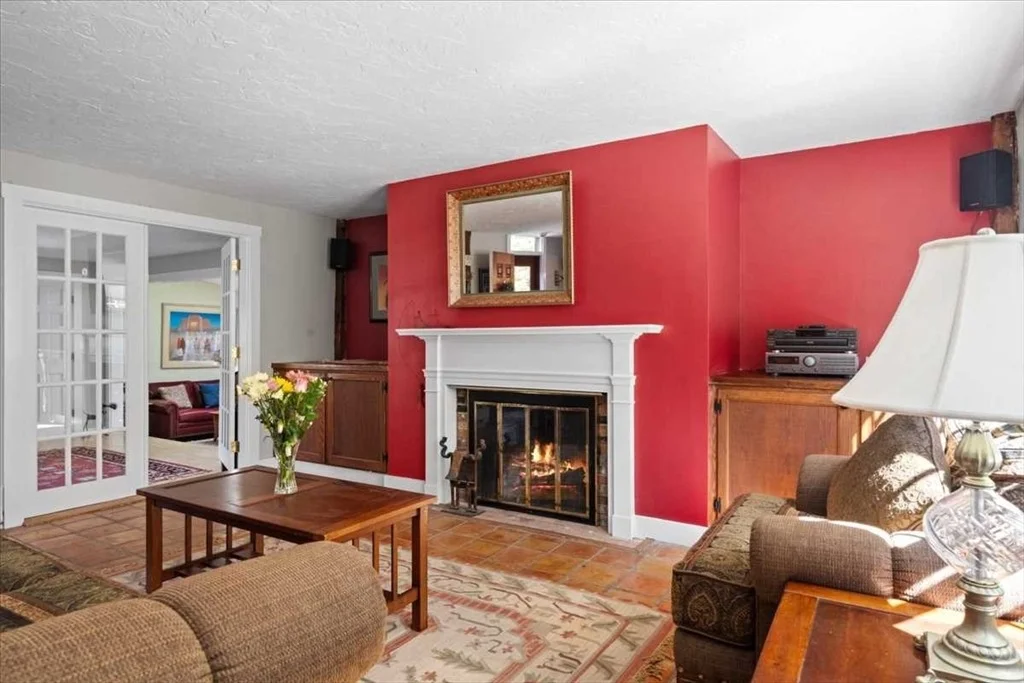 Photo of 9 Bay Path Dr