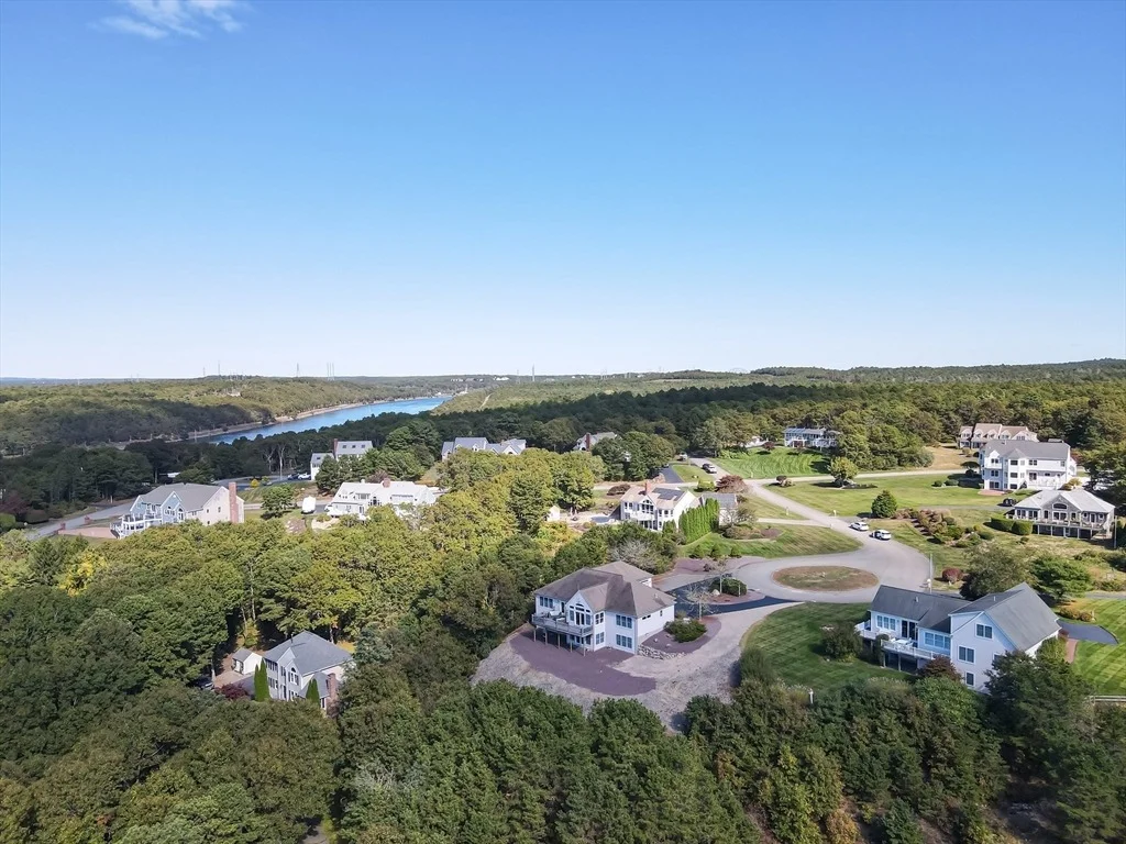 Photo of 4 Mainstay Ln