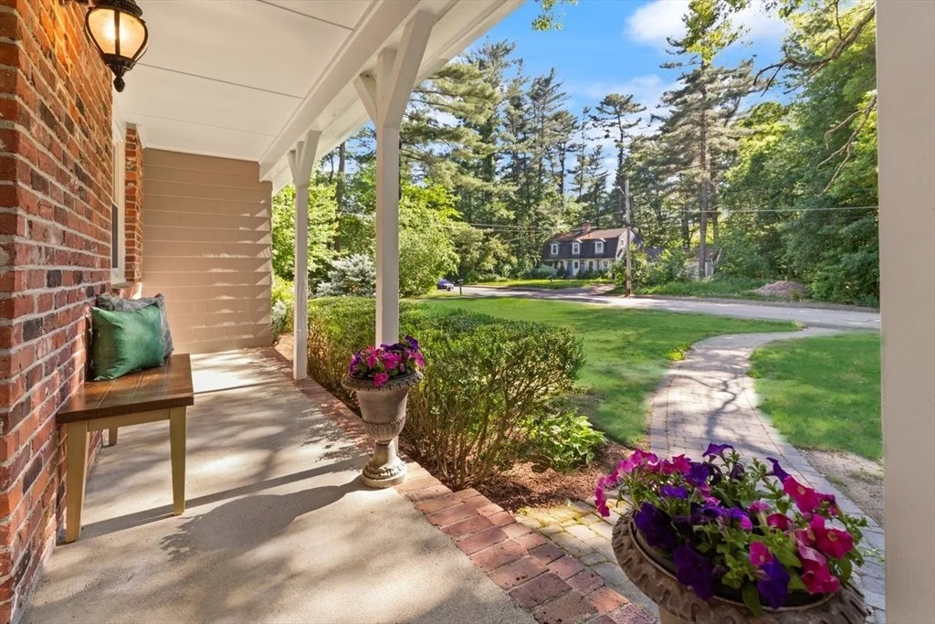 Photo of 28 Colburn Dr