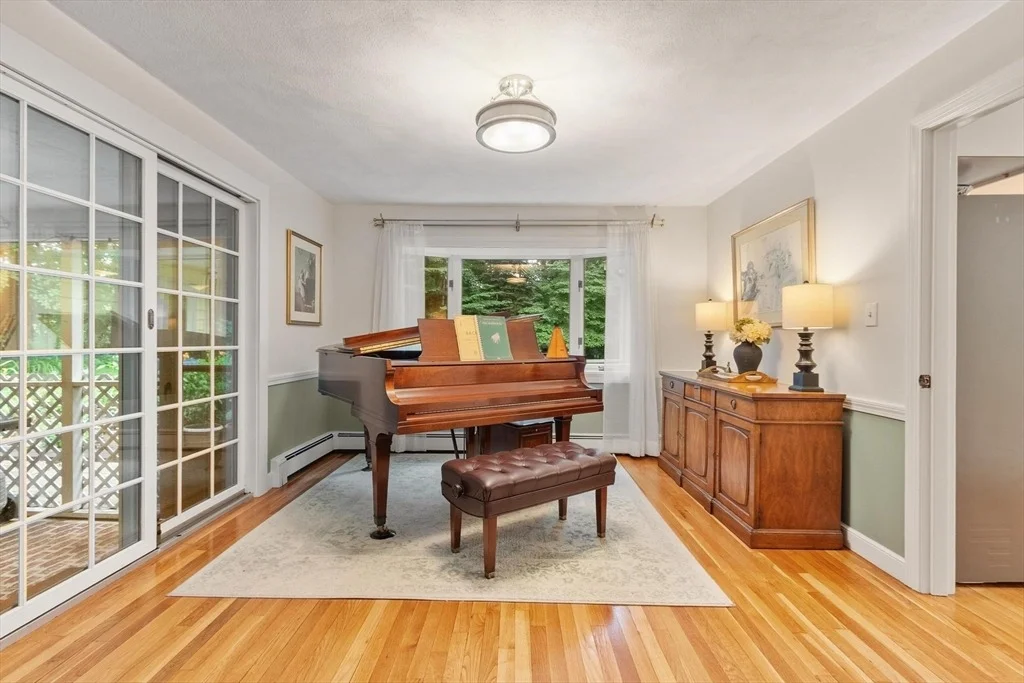 Photo of 5 Myrtle Dr