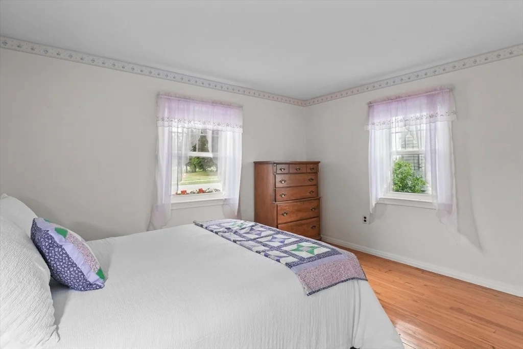Photo of 135 Fort Ave