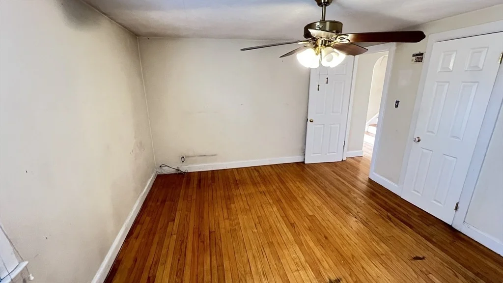 Photo of 2 Carpenter Rd