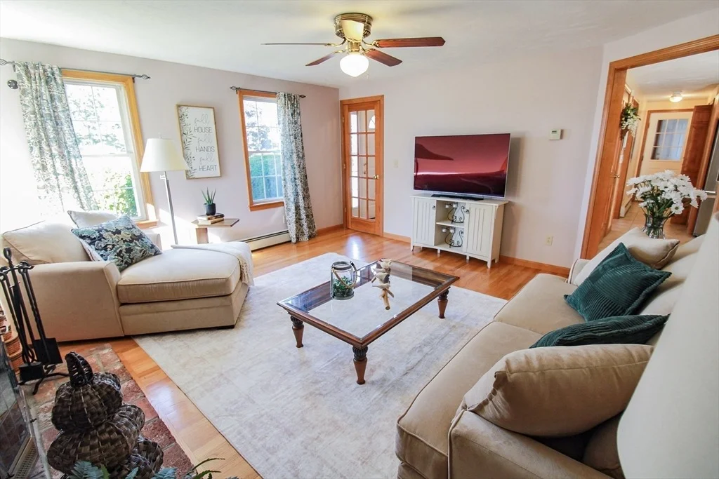 Photo of 64 Britney Dr