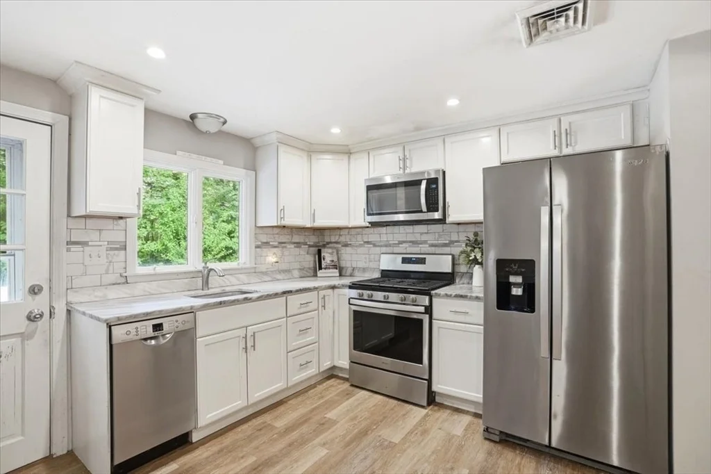 Photo of 236 Pine St.