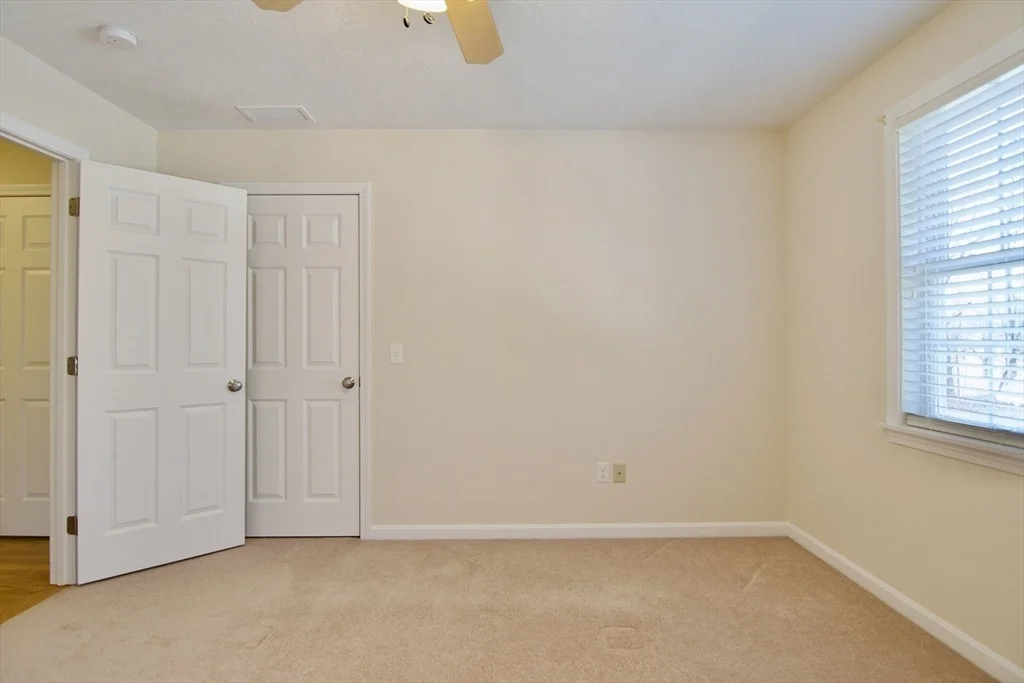 Photo of 114 Barrington Dr