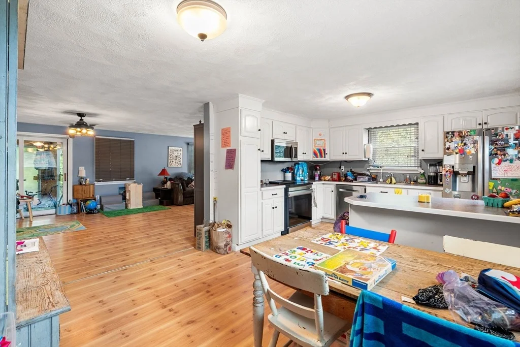 Photo of 8 Windsor Ln
