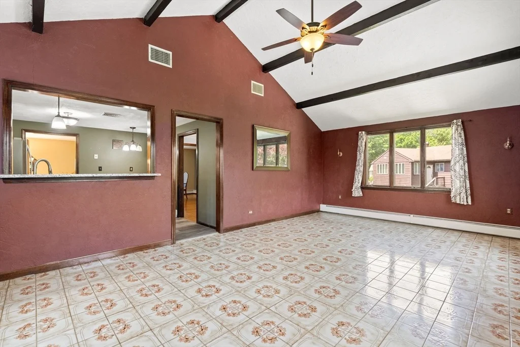 Photo of 11 Sparhawk Cir