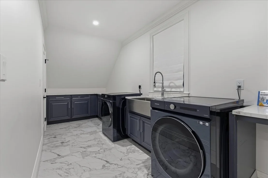 Photo of 959 Chestnut Street