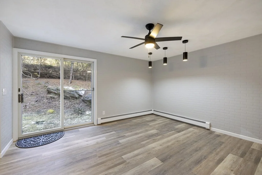 Photo of 28 Long Hill Rd