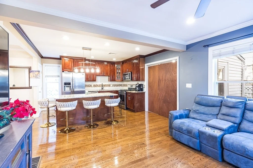 Photo of 12 Warren Pl