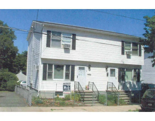 Photo of Unit 9 at 9 Cedar