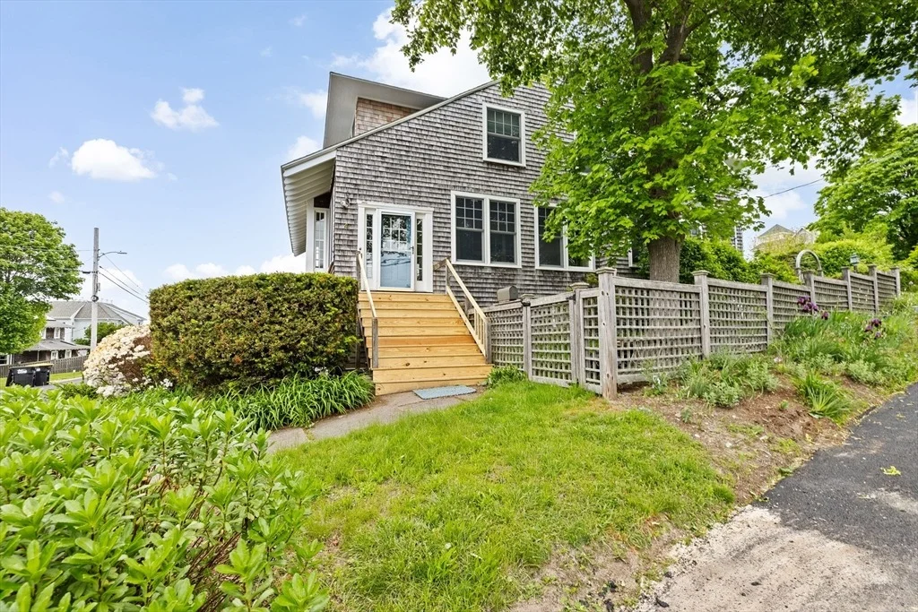 Photo of 4 Glover Ave